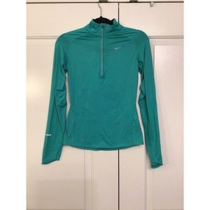 Nike Dri Fit Athletic Pullover